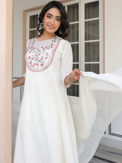 Janasya Women's Off White Pure Cotton Yoke Embroidered A-line Kurta Set
